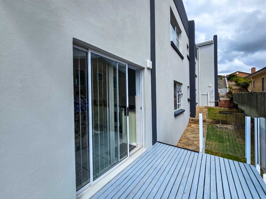 4 Bedroom Property for Sale in Stilbaai Wes Western Cape